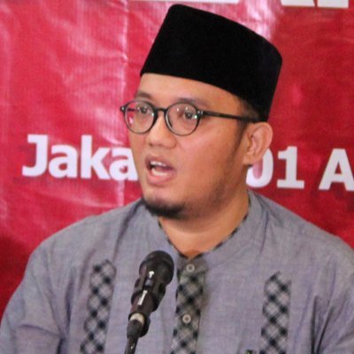 Ahok Makin Ngawur, Larang Sekolah Wajibkan Jilbab – Eramuslim