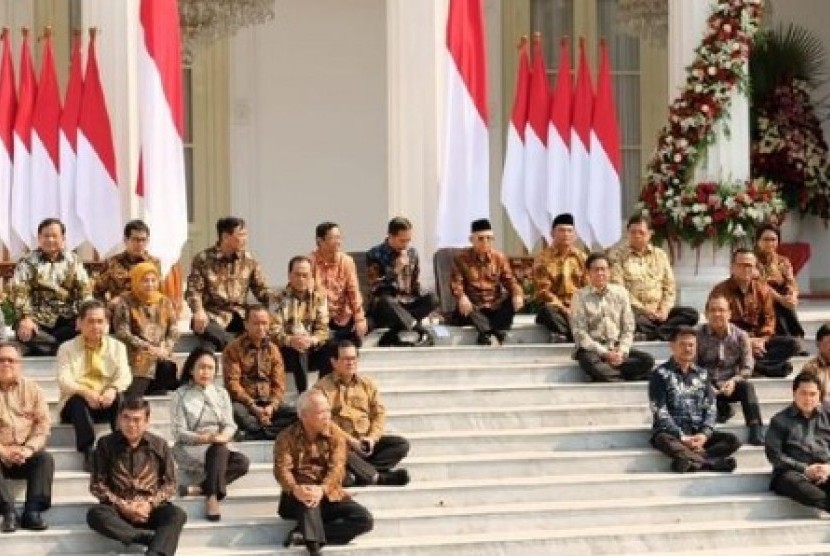 Prabowo – Gibran Resmi Diusung, Pengamat: Kabinet Jokowi Diprediksi ...